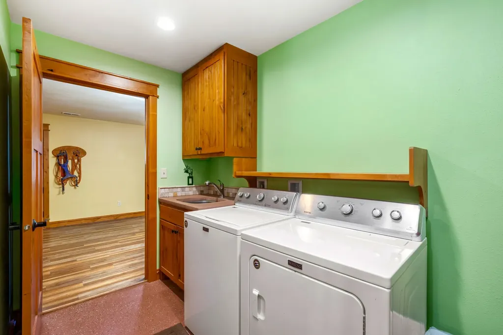 4509 Dearborn Canyon Road Augusta MT 59410