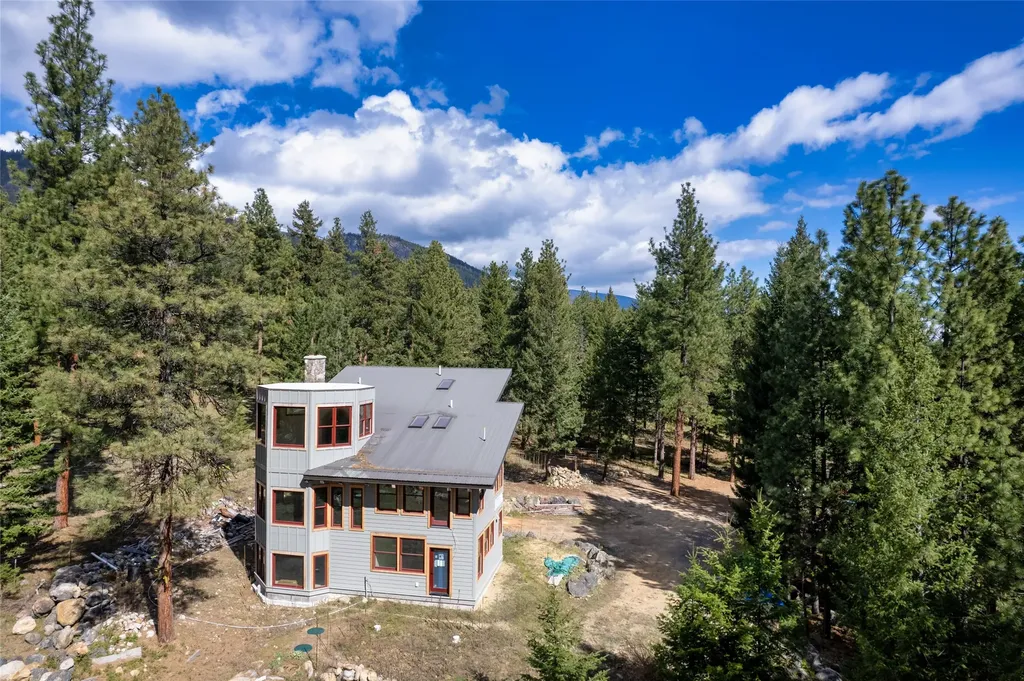 437 Redtail Hawk Lane Stevensville MT 59870