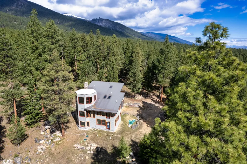437 Redtail Hawk Lane Stevensville MT 59870