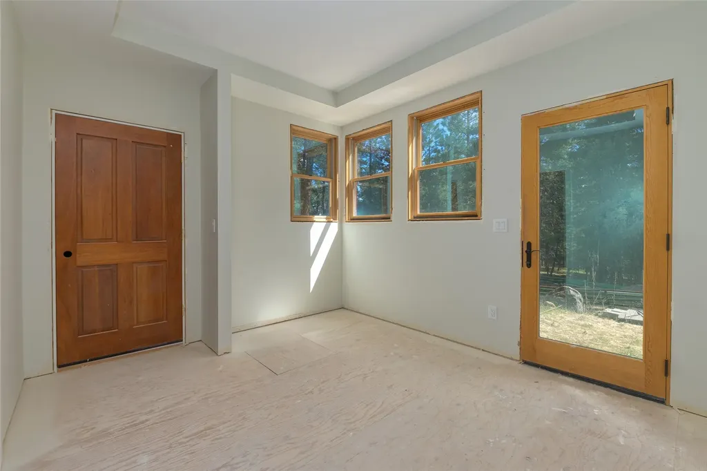 437 Redtail Hawk Lane Stevensville MT 59870