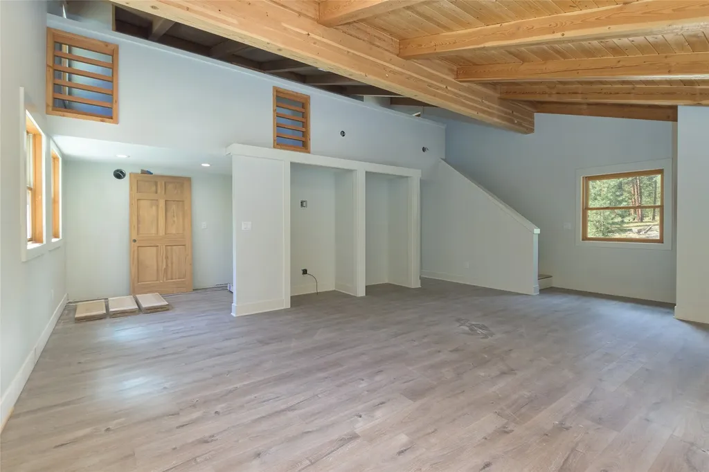 437 Redtail Hawk Lane Stevensville MT 59870