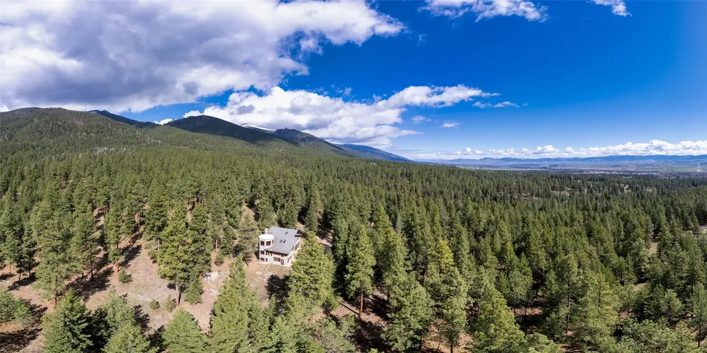 437 Redtail Hawk Lane Stevensville MT 59870
