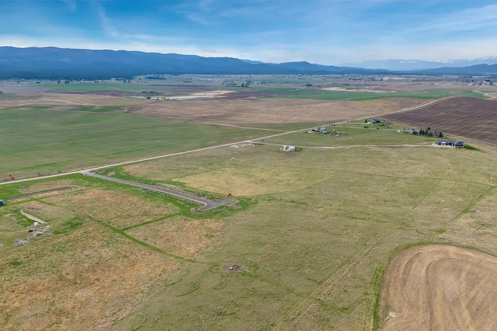 135 Blue Moon Court Kalispell MT 59901