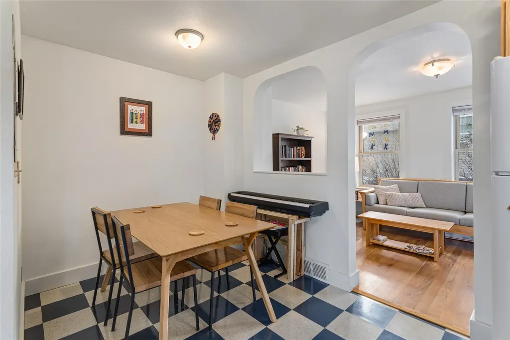 938 Rollins Street Missoula MT 59801