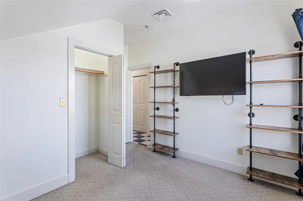 938 Rollins Street Missoula MT 59801