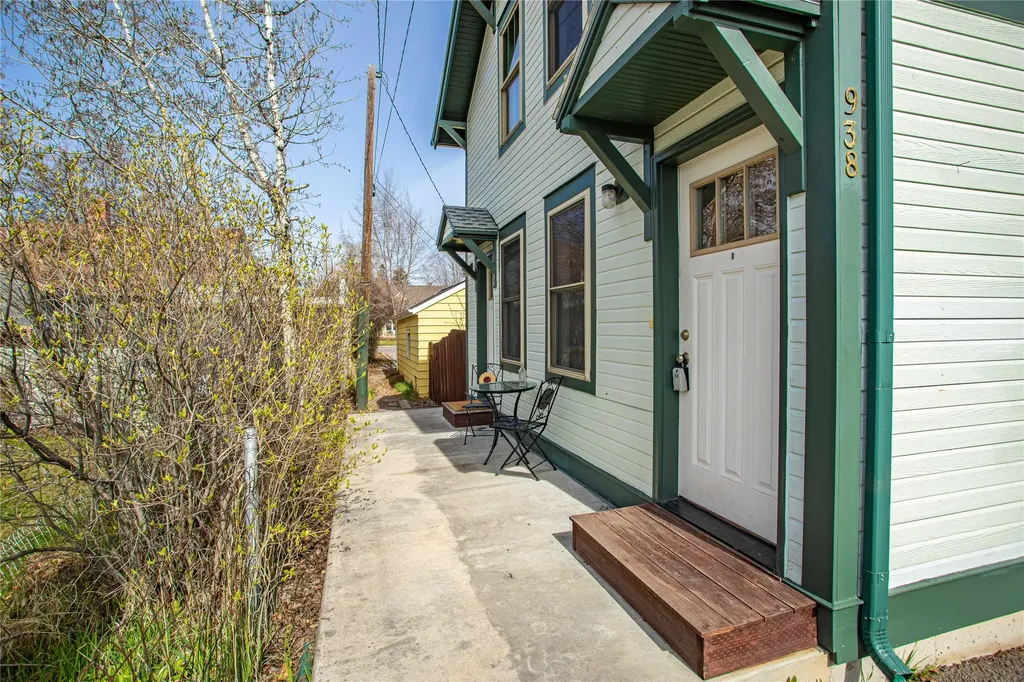 938 Rollins Street Missoula MT 59801