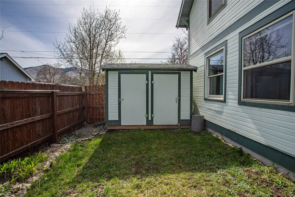 938 Rollins Street Missoula MT 59801