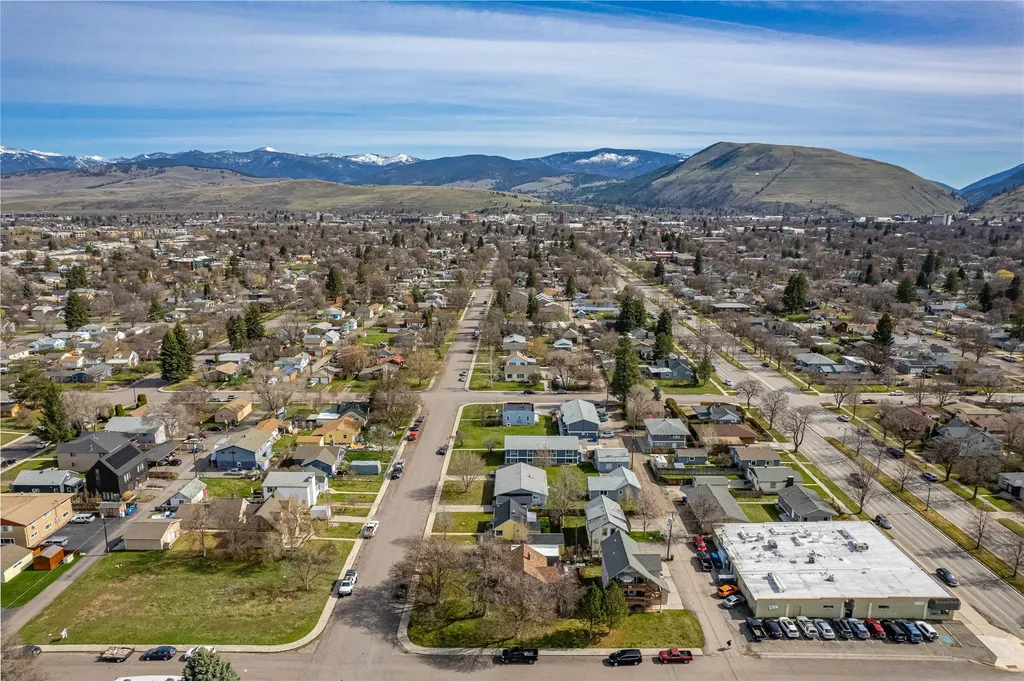 938 Rollins Street Missoula MT 59801