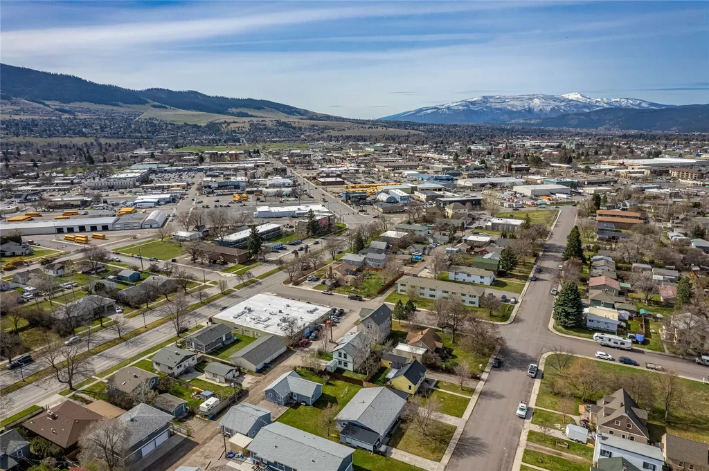 938 Rollins Street Missoula MT 59801