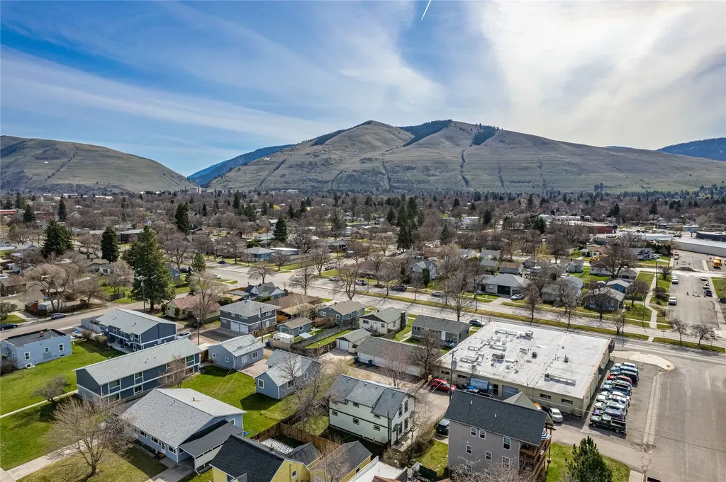 938 Rollins Street Missoula MT 59801