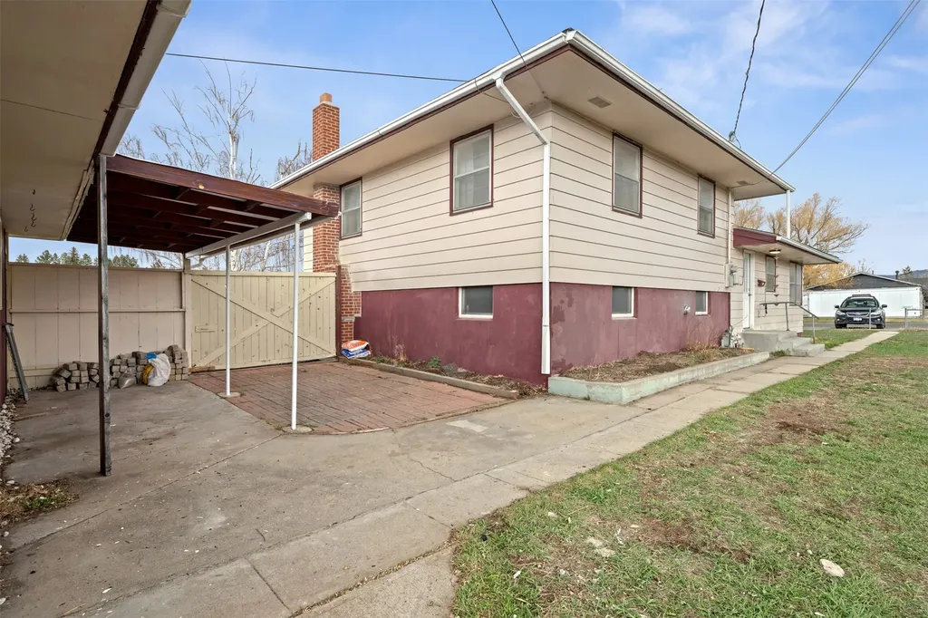 510 Maryland Avenue Deer Lodge MT 59722