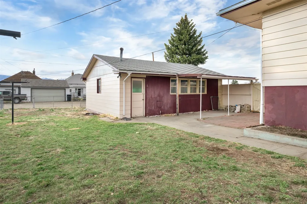 510 Maryland Avenue Deer Lodge MT 59722