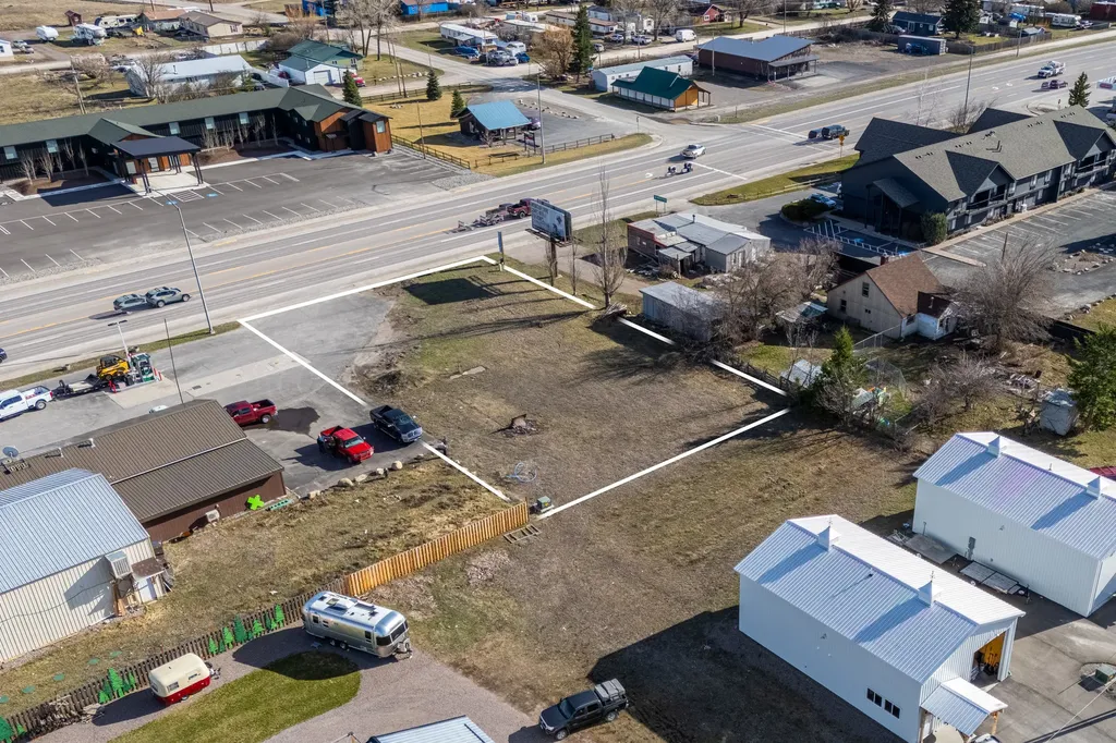 7350 Us Highway 2 E Columbia Falls MT 59912