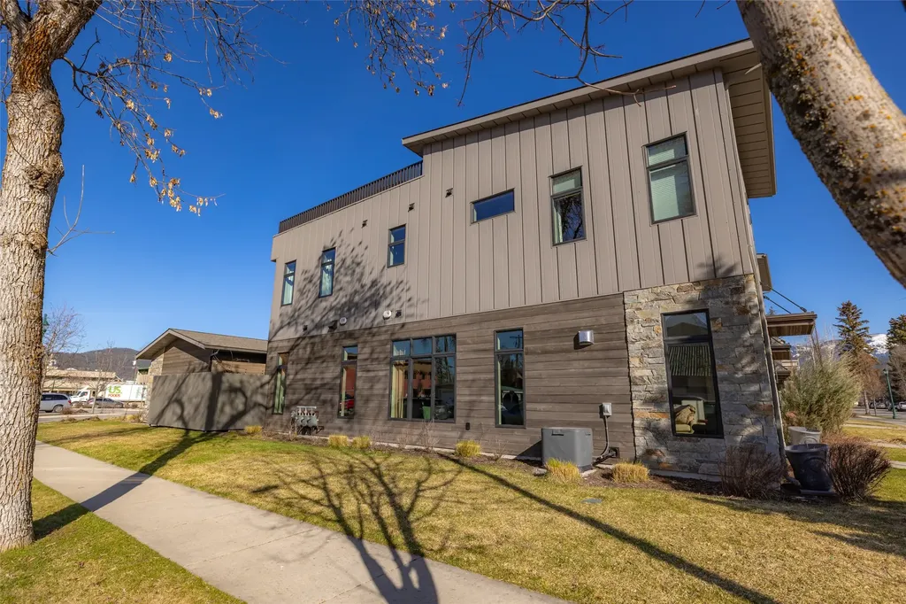 244 Kalispell Avenue Whitefish MT 59937