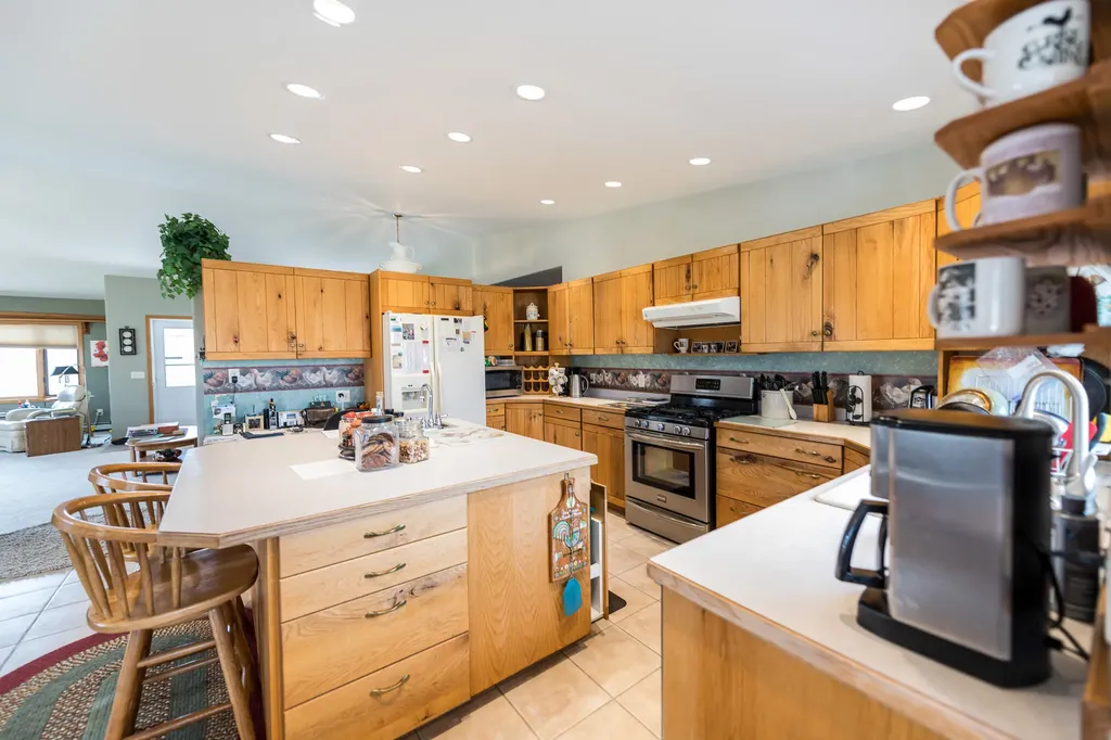 46 Tuke Lane Sheridan MT 59749