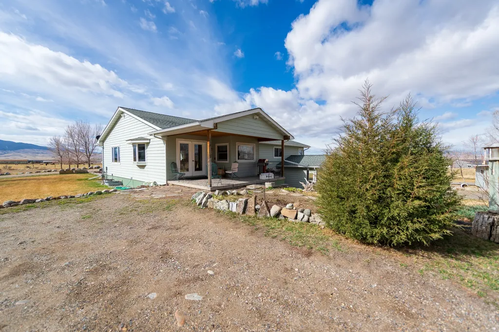 46 Tuke Lane Sheridan MT 59749