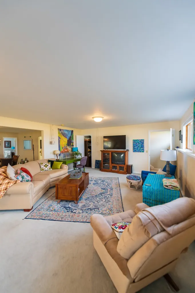 46 Tuke Lane Sheridan MT 59749