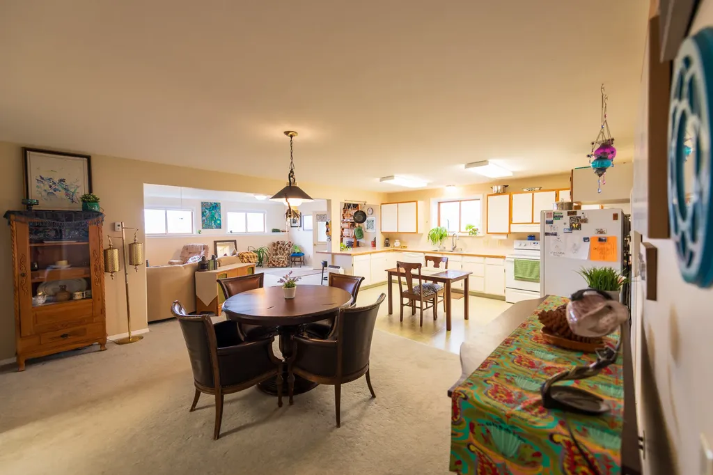 46 Tuke Lane Sheridan MT 59749