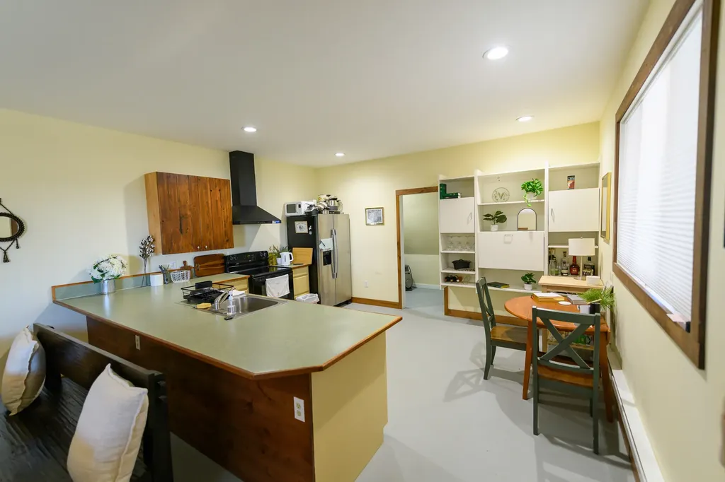 46 Tuke Lane Sheridan MT 59749