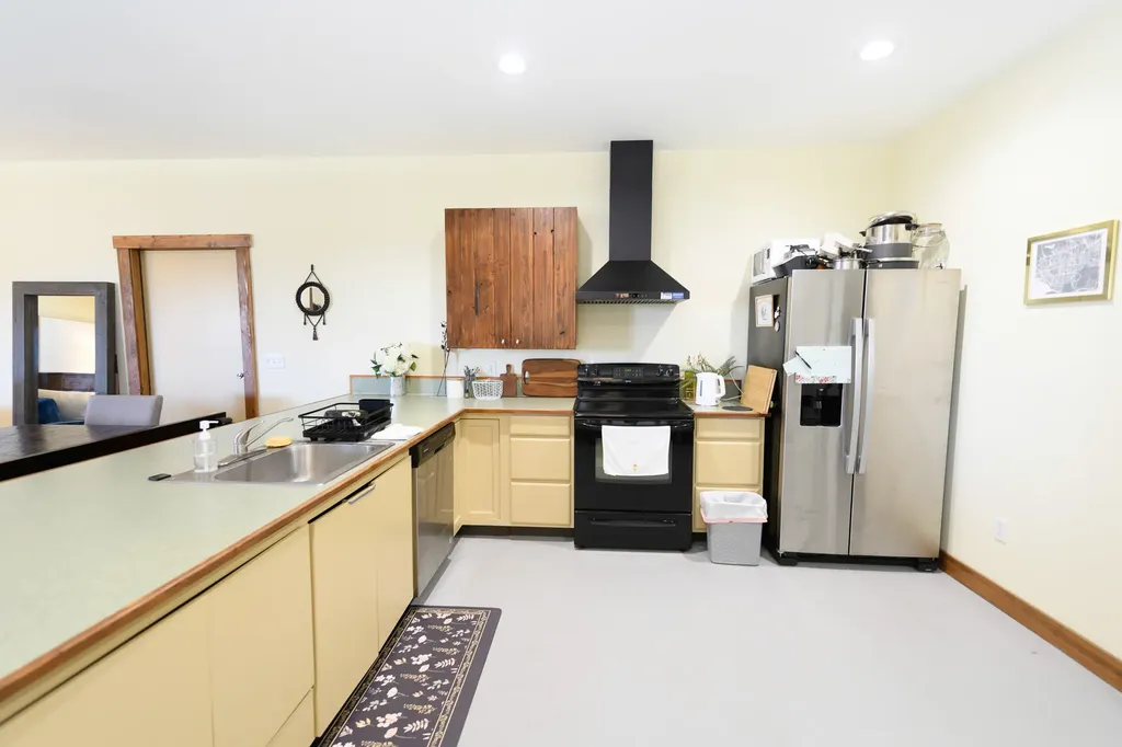 46 Tuke Lane Sheridan MT 59749