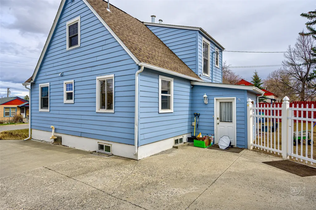 1021 Leslie Avenue Helena MT 59601