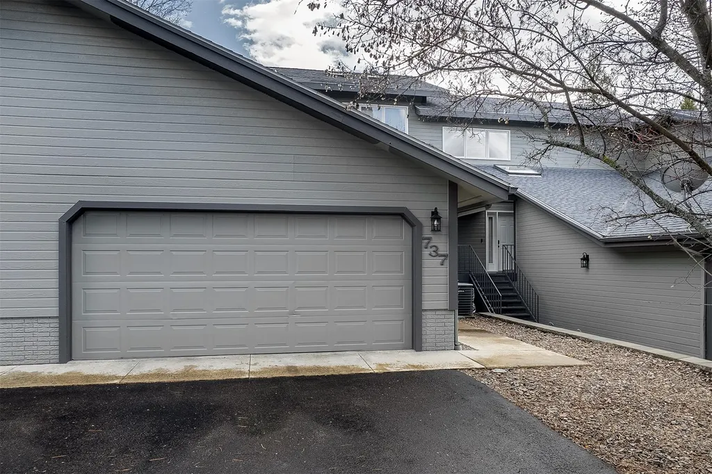 737 Augusta Loop Columbia Falls MT 59912