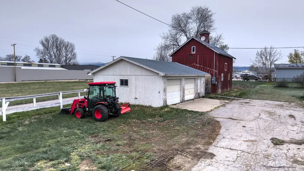 105 Lewis Lane Hamilton MT 59840