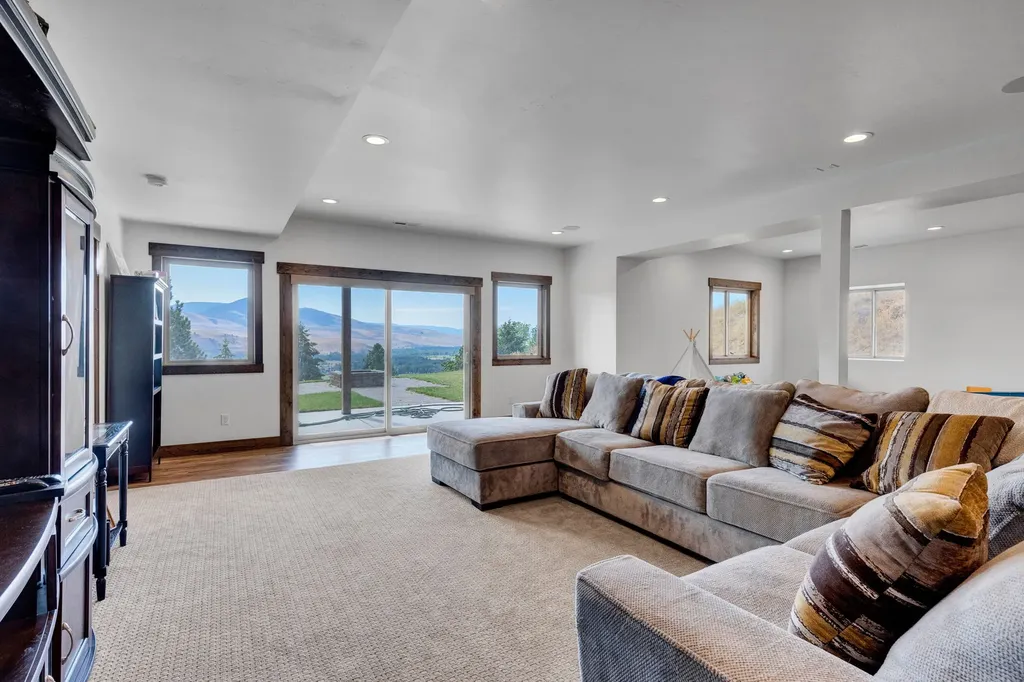 430 Claremont Street Lolo MT 59847