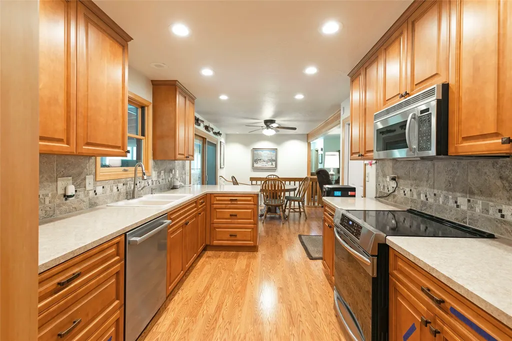 4580 Whitewater Park Potomac MT 59823
