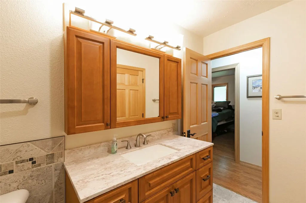 4580 Whitewater Park Potomac MT 59823