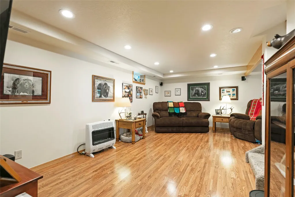 4580 Whitewater Park Potomac MT 59823