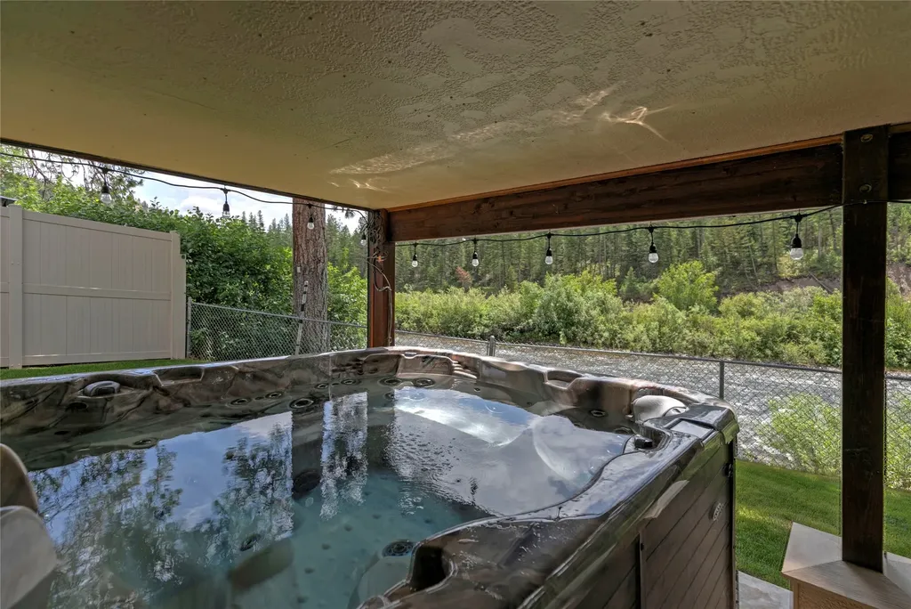 4580 Whitewater Park Potomac MT 59823