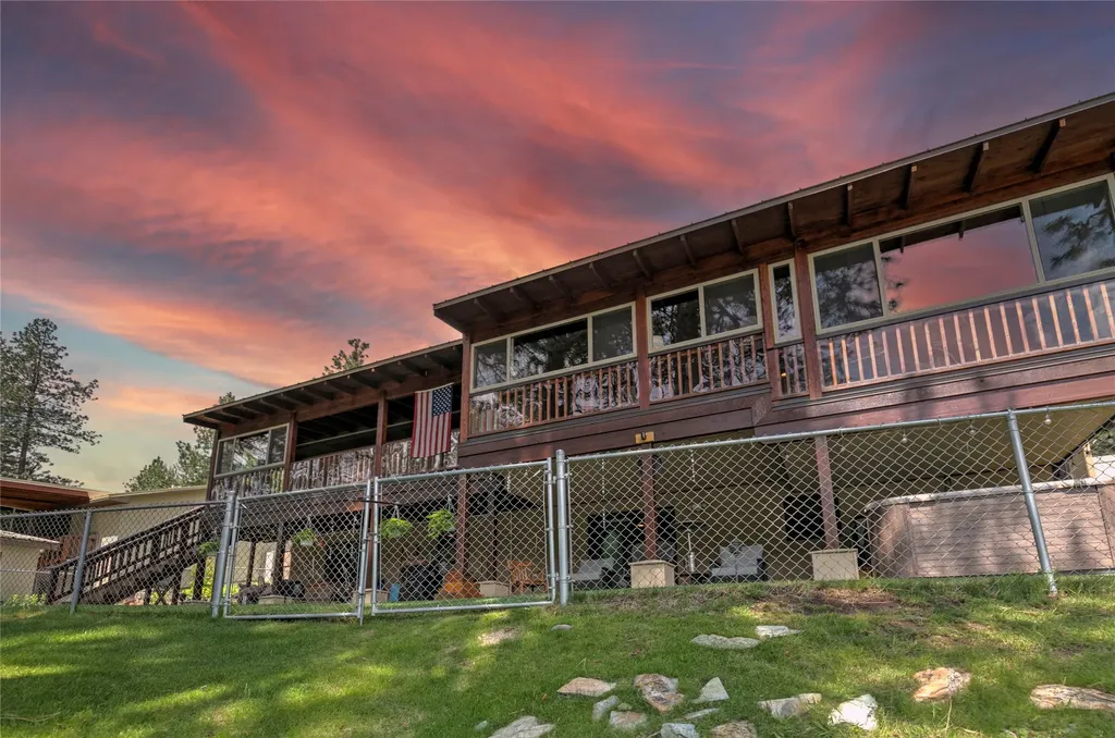 4580 Whitewater Park Potomac MT 59823