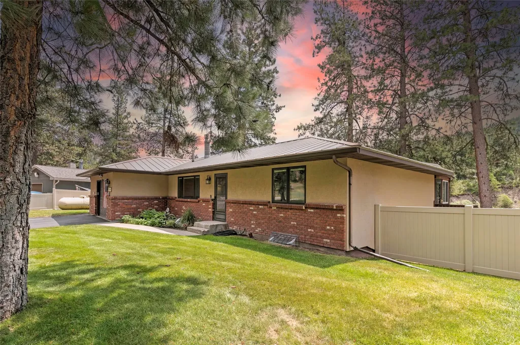 4580 Whitewater Park Potomac MT 59823