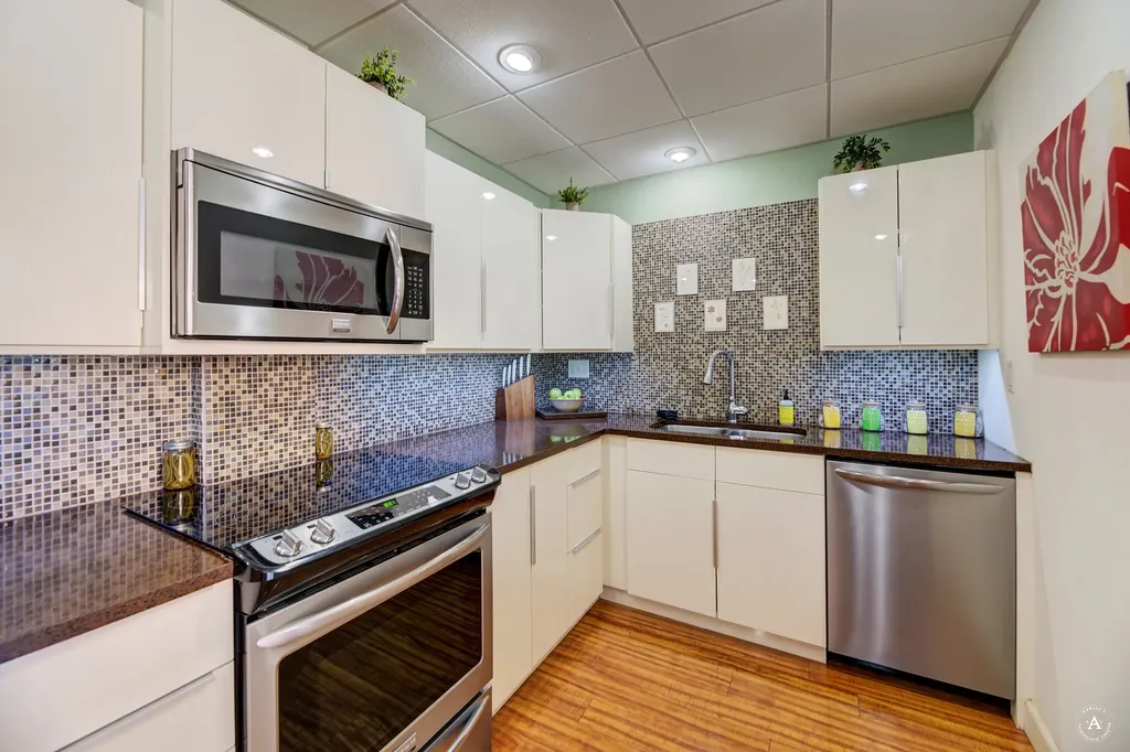 21 N Last Chance Gulch Helena MT 59601