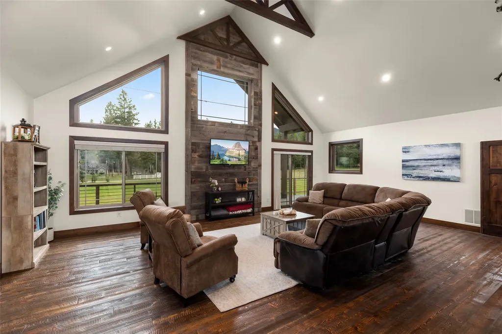 216 Jade Lane Kalispell MT 59901