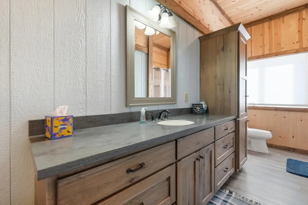 56257 Hillside Road St Ignatius MT 59865