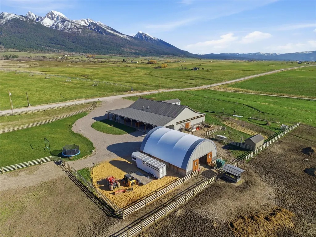 56257 Hillside Road St Ignatius MT 59865