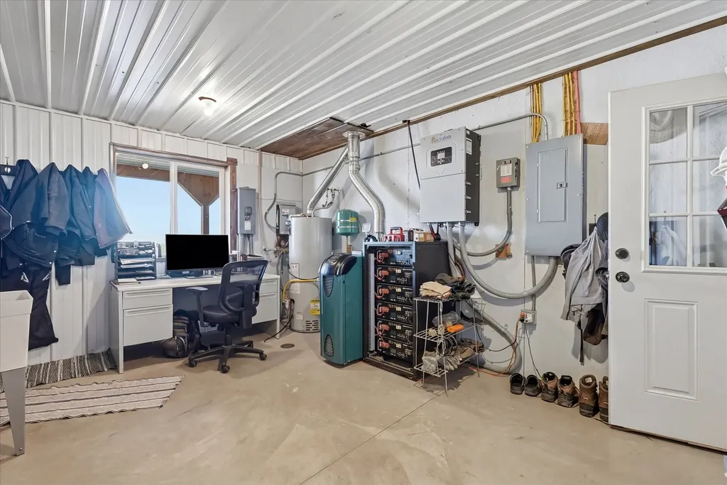 56257 Hillside Road St Ignatius MT 59865