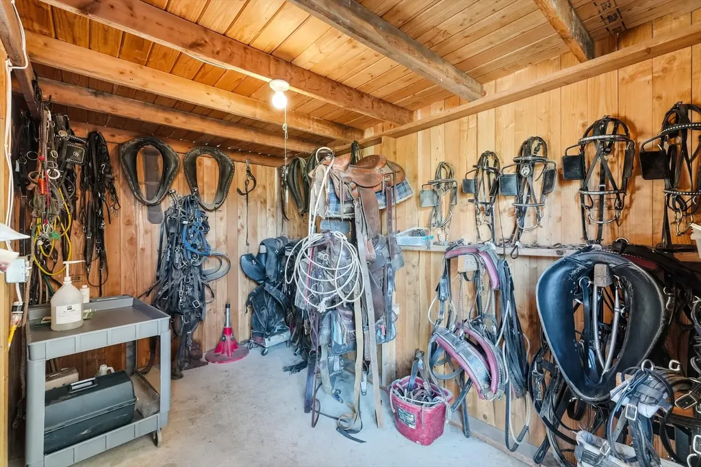 56257 Hillside Road St Ignatius MT 59865
