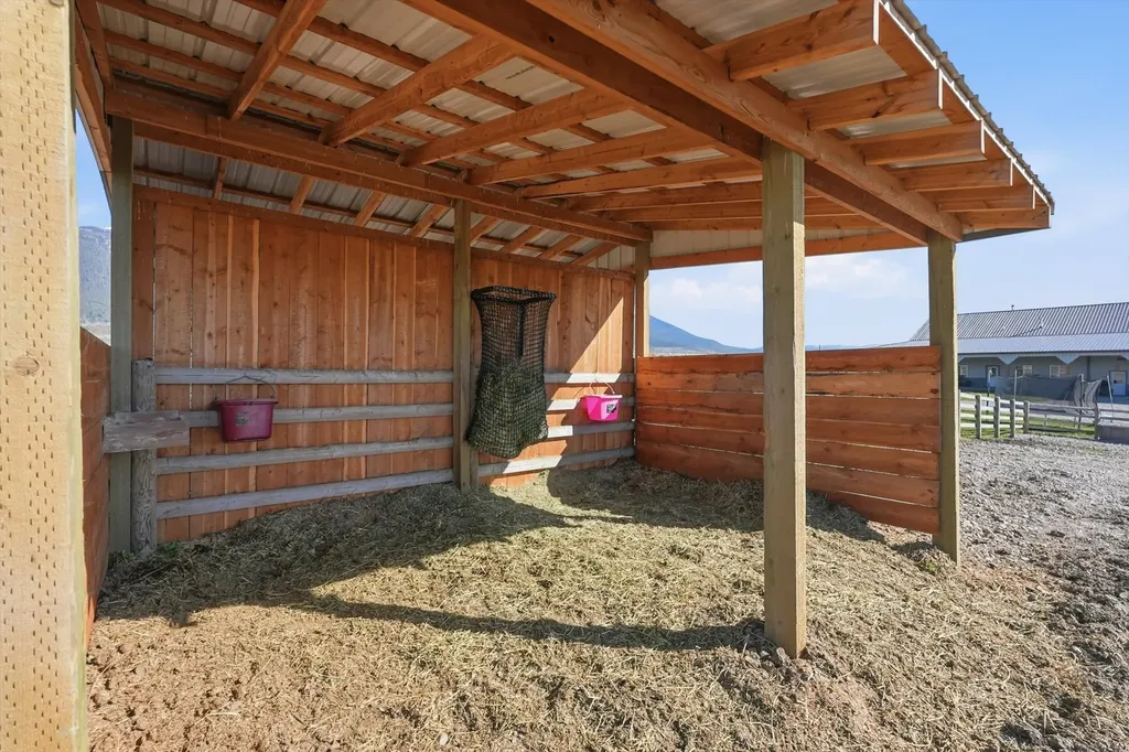 56257 Hillside Road St Ignatius MT 59865