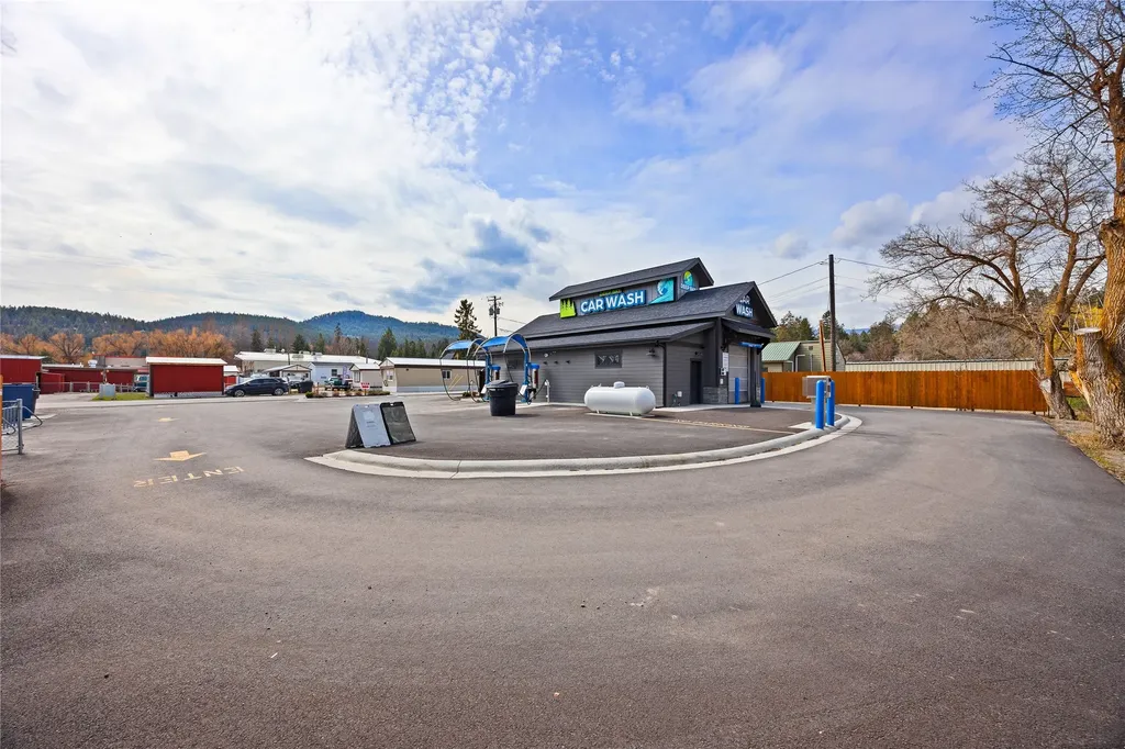119 Stoner Creek Road Lakeside MT 59922