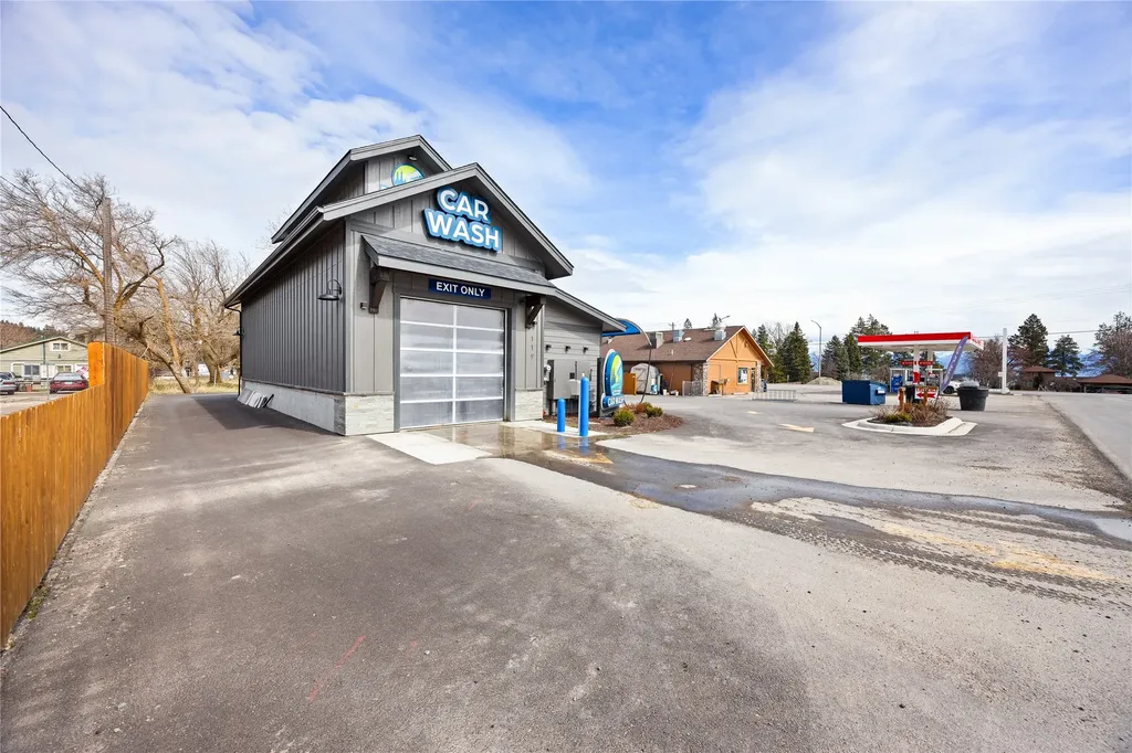 119 Stoner Creek Road Lakeside MT 59922