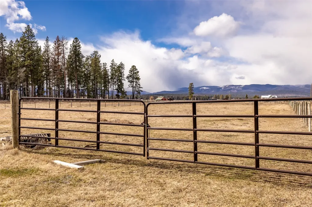 700 Km Ranch Road Whitefish MT 59937