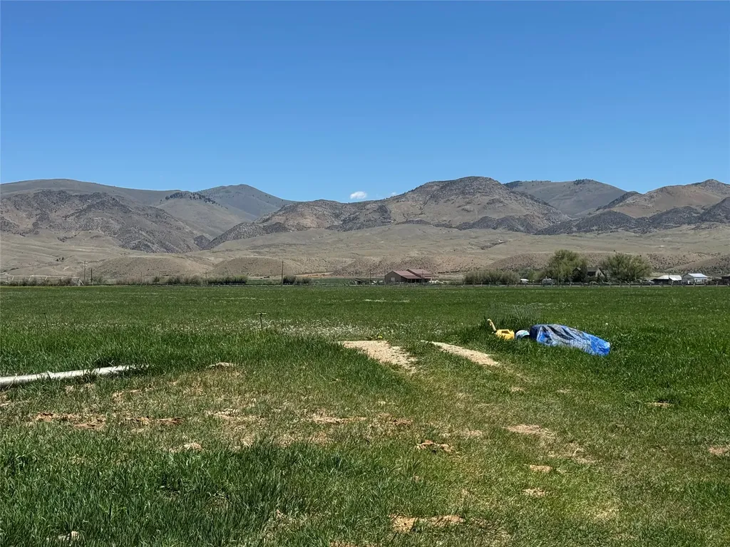 263 W Bovine Way Melrose MT 59743