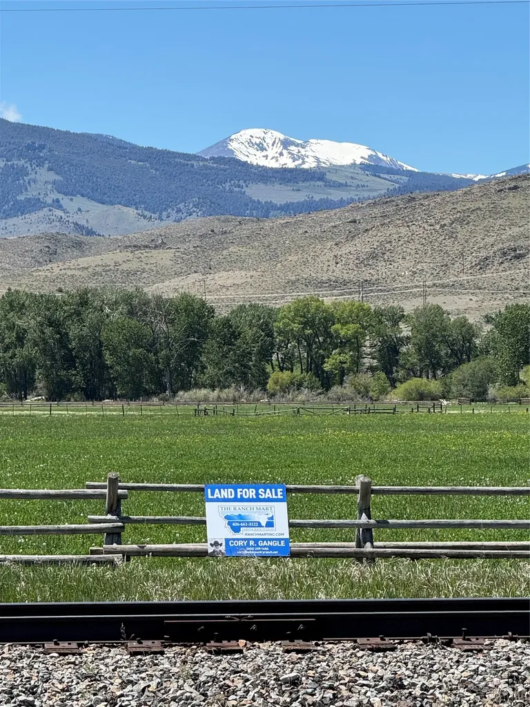 263 W Bovine Way Melrose MT 59743
