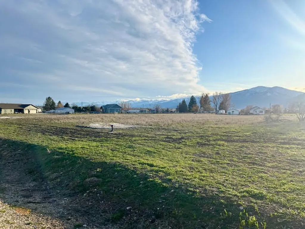 Lot 4 Broken Spoke Road Stevensville MT 59870