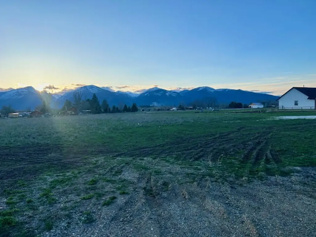 Lot 4 Broken Spoke Road Stevensville MT 59870