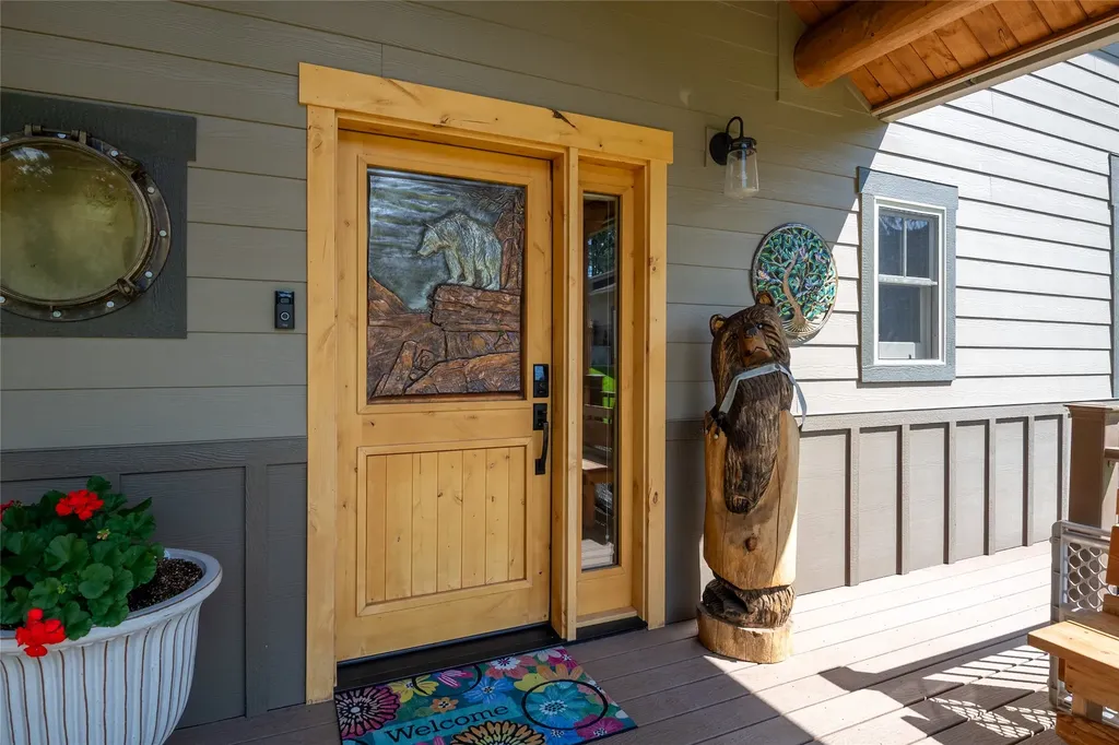 46024 Meadowlark Lane Big Arm MT 59910