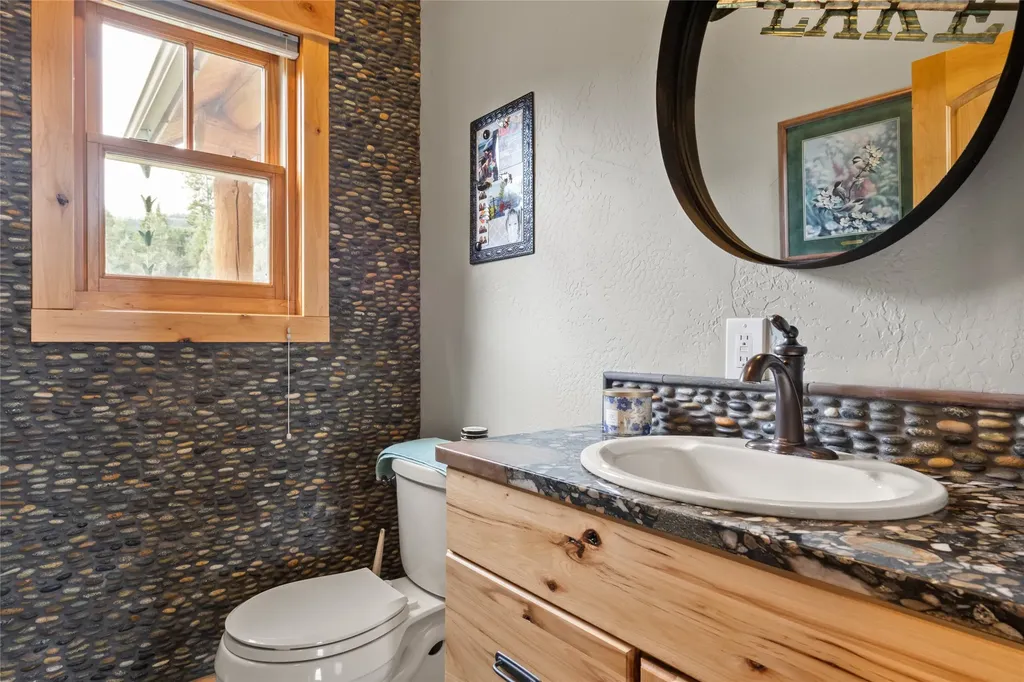 46024 Meadowlark Lane Big Arm MT 59910